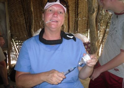 Nurse giving an immunization